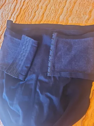 Braga faja moldeadora negra