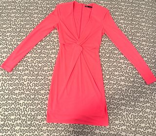 Vestido fucsia manga larga