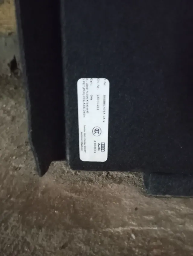 Tapa maletero Audi A1 Sportback