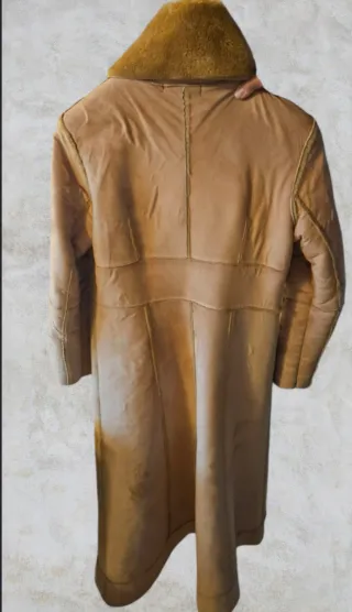 Montone Beige/Marrone con pelliccia