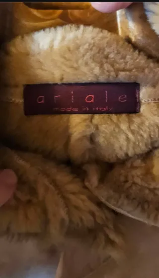 Montone Beige/Marrone con pelliccia