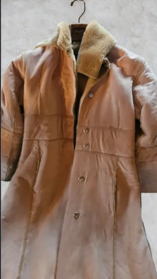 Montone Beige/Marrone con pelliccia