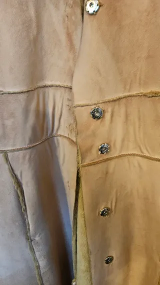Montone Beige/Marrone con pelliccia