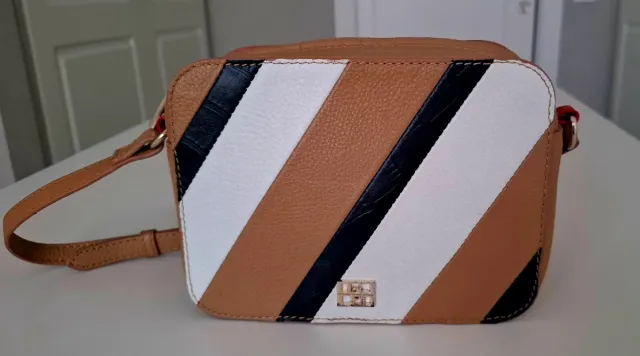 Bolso Piel Gloria Ortiz Rayas Marrón Blanco Negro