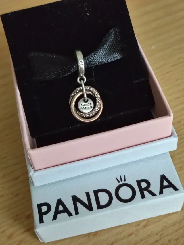Charm Pandora Cerchi intrecciati Always Together