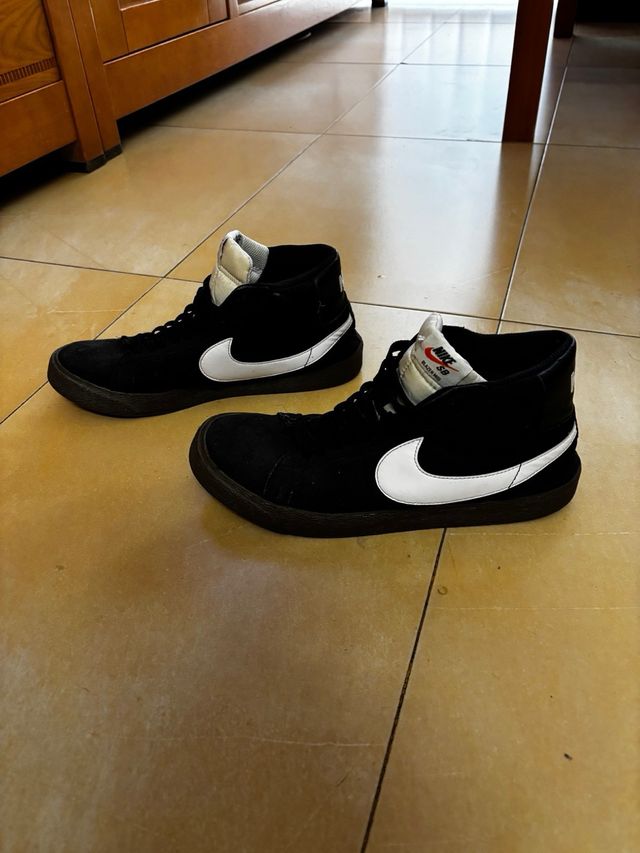 Nike SB Blazer Mid Zapatillas Negras