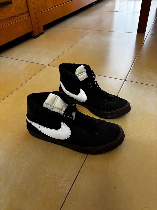 Nike SB Blazer Mid Zapatillas Negras