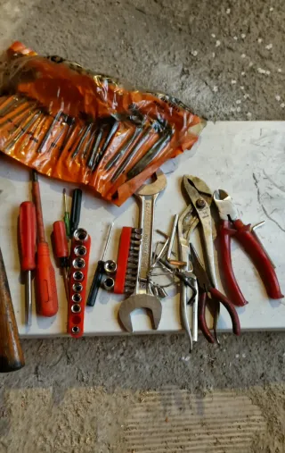 Lote de herramientas varias