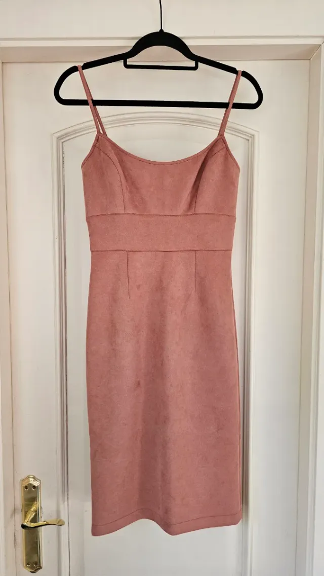 Vestido BCBGMAXAZRIA rosa