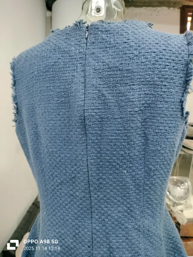 Vestido azul tejido sin mangas