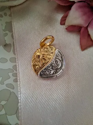 Charm Medaglione Sole e Luna Per Aspera Ad Astra
