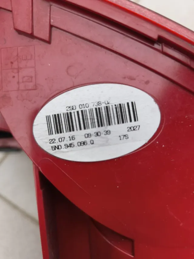 Faro trasero VW Tiguan  5N0945096Q