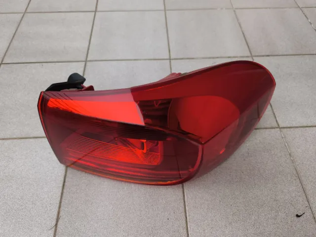 Faro trasero VW Tiguan  5N0945096Q