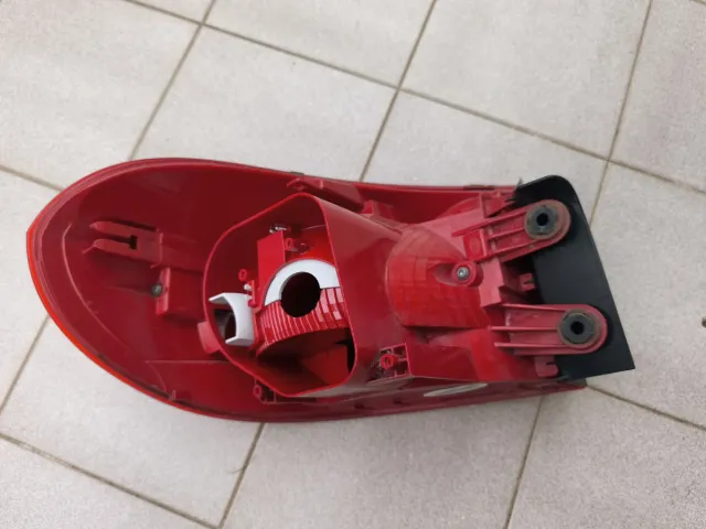 Faro trasero VW Tiguan  5N0945096Q