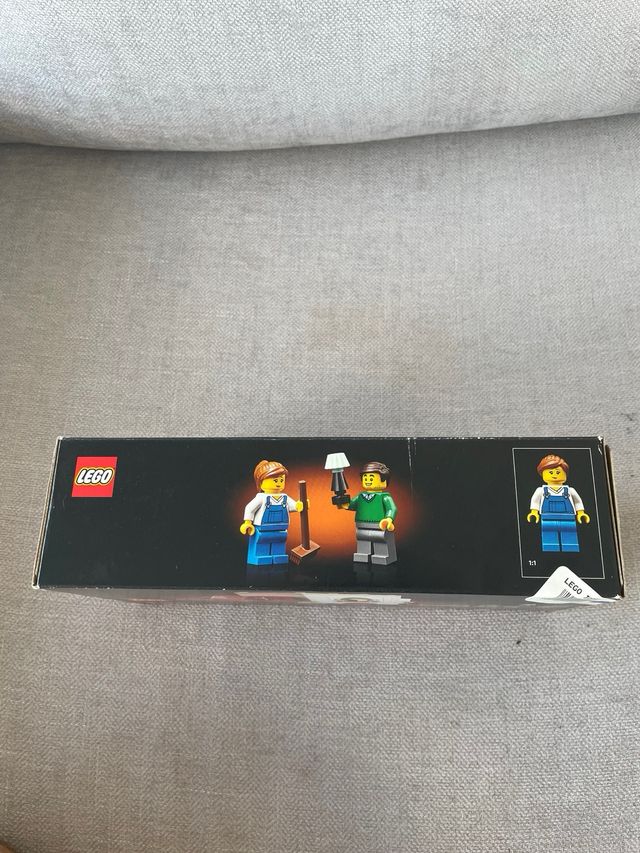 Lego ICONS Camión de Mudanzas 40586