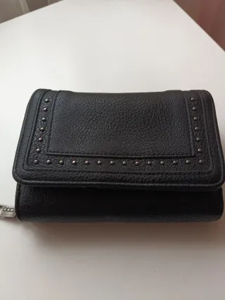 Cartera Misako Negra Tachuelas