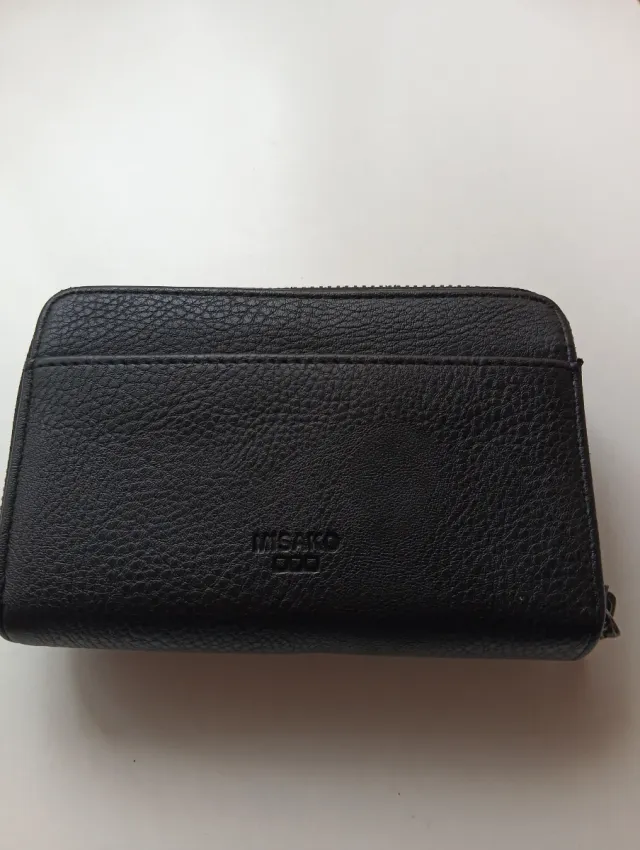 Cartera Misako Negra Tachuelas