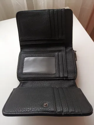 Cartera Misako Negra Tachuelas