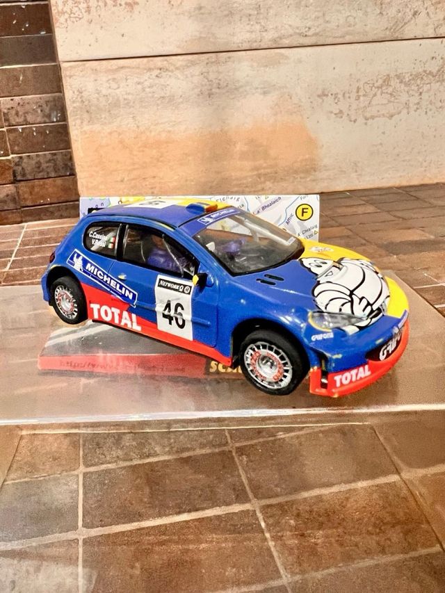 Scalextric Peugeot 206 WRC Valentino Rossi