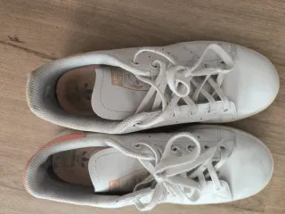 Zapatillas Adidas Stan Smith Mujer Blancas Rosas