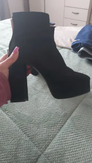 Botas Zara pretas salto plataforma