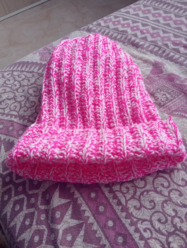 Gorro de invierno hecho a mano.