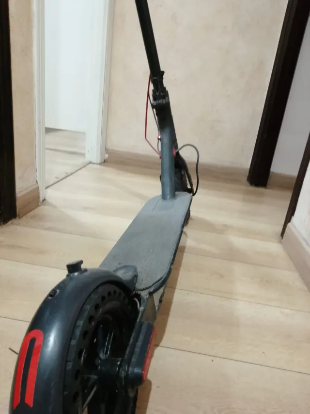 Monopattino Elettrico Xiaomi Mi Electric Pro