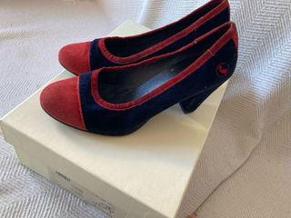 Zapatos tacón azul y rojo talla 36