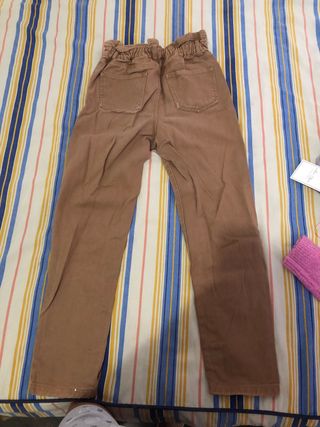 Pantalones vaqueros marrones