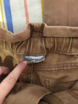 Pantalones vaqueros marrones