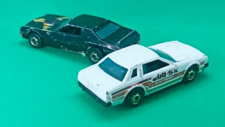 2 Hot Wheels Datsun 200 SX & Ford Torino