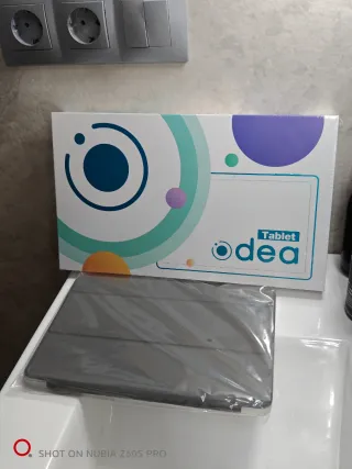 Tablet Odea A10 Blanca y Multicolor