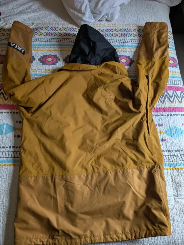 The North Face impermeable custom