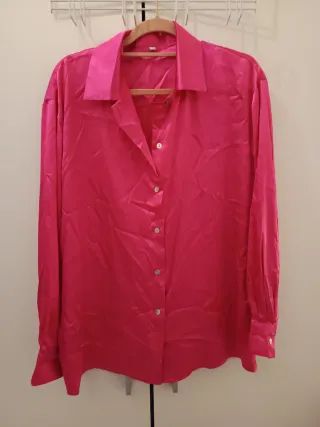 Camisa fucsia de satén