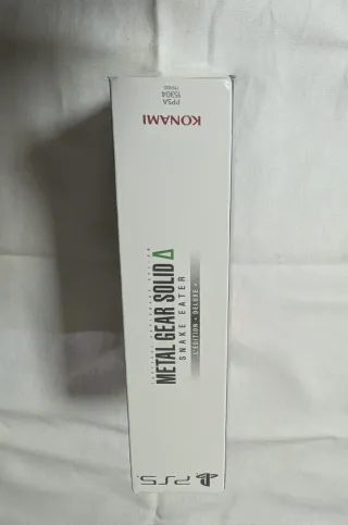 Pack Metal Gear Solid Delta e Doom Anthology per Switch