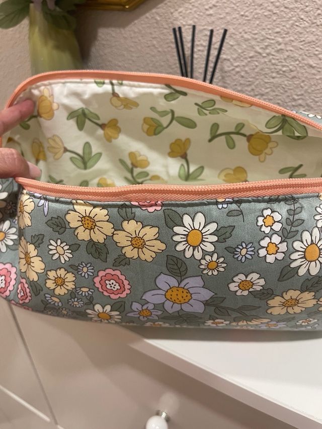 Neceser grande estampado floral