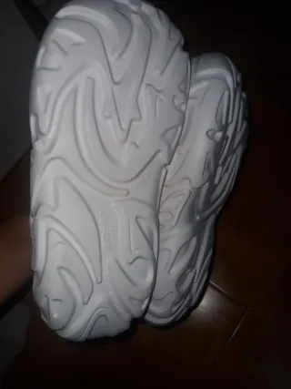 Zuecos blancos talla 40/41