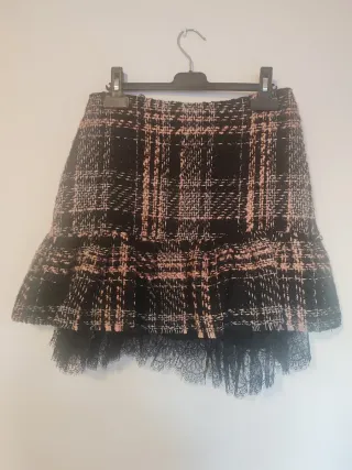 Falda Zara Tweed Rosa y Negra