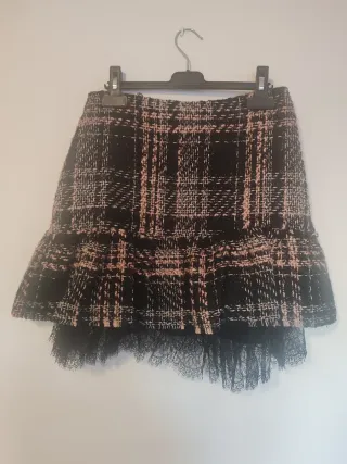 Falda Zara Tweed Rosa y Negra