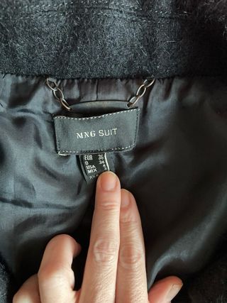 Americana Mango Talla 36 Negra