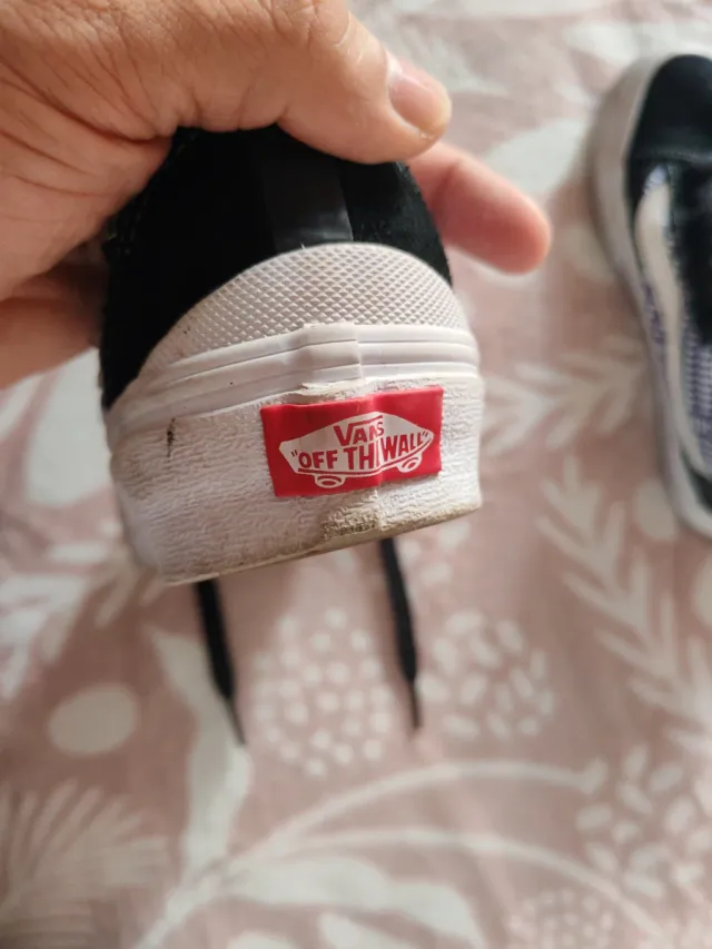 Zapatillas Vans Mujer Negras y Moradas