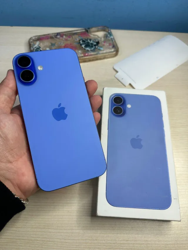 iPhone 16 Plus - Batteria 100%