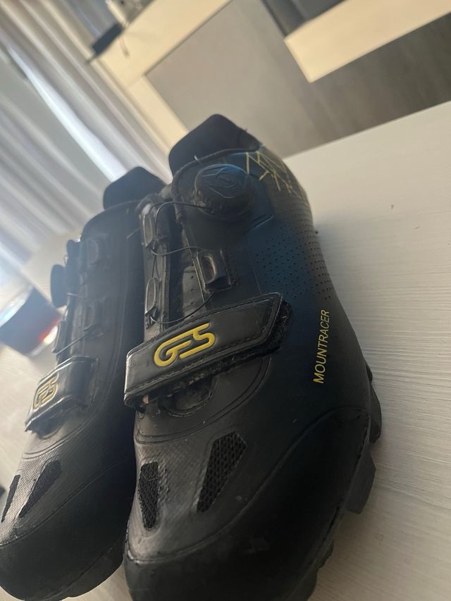 Botas Ciclismo GES MTB y calas SPD. Talla 44