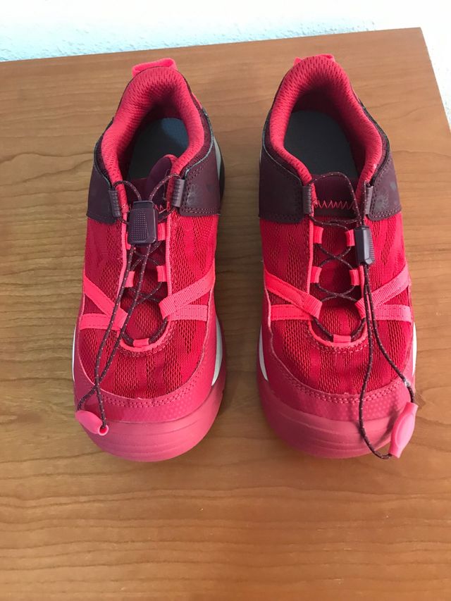 Deportivas Quechua Talla 35 Rojas