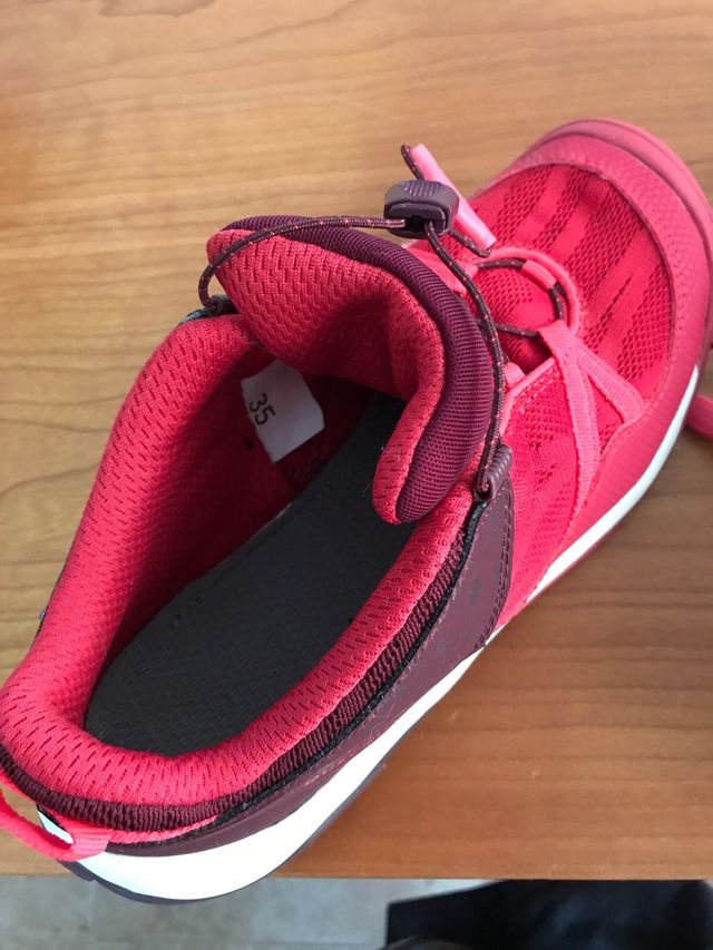 Deportivas Quechua Talla 35 Rojas