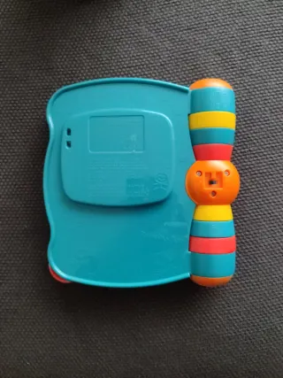 Torre de aros Fisher-Price y cancionero para bebé