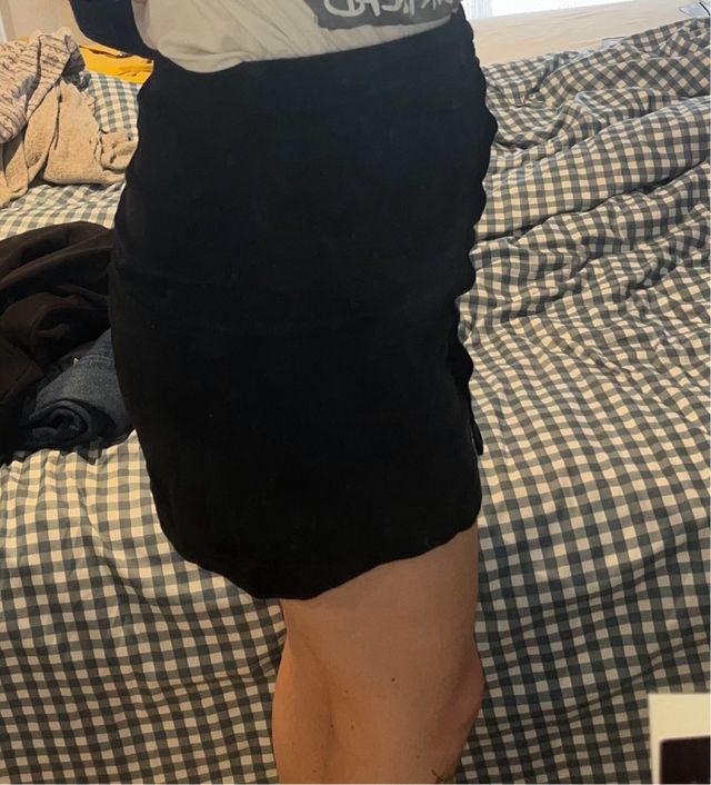 Falda pana negra botones Bershka