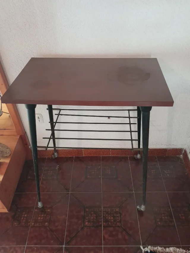 Mesa auxiliar vintage