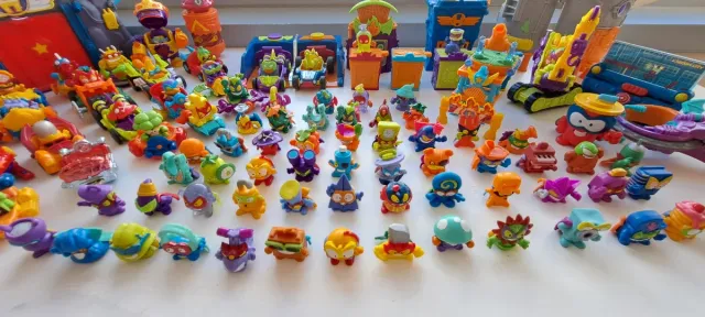 Lote Juguetes Superthings superzings con Guarida y