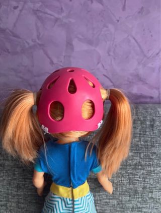 Muñeca Nancy con Hoverboard